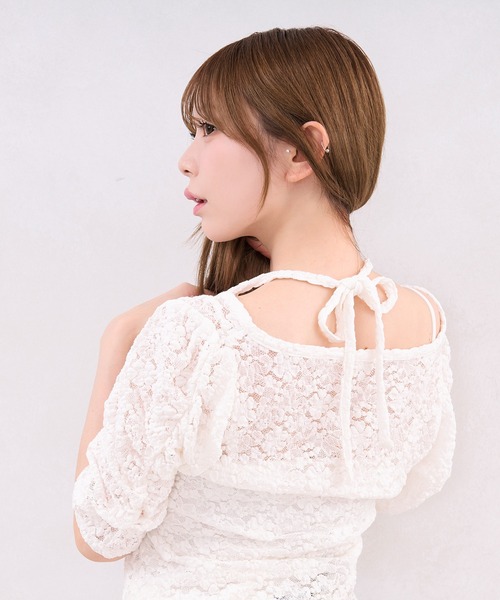 apres jour(アプレジュール)の「レイヤード風レーストップス(Tシャツ/カットソー・レディース・ブラック/オフホワイト・X-LARGE/フリー)」の4枚目の写真