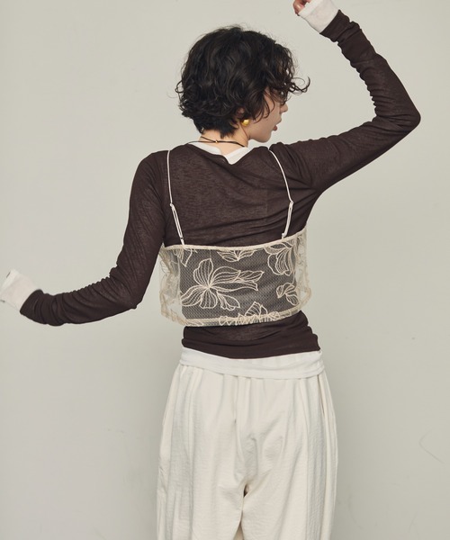 Trish(トリッシュ)の「チュール花柄刺繍ビスチェ(キャミソール・レディース・アイボリー/ブラック・MEDIUM)」の16枚目の写真