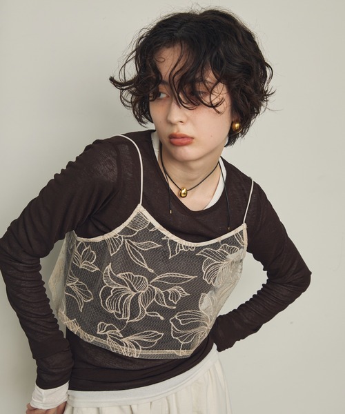 Trish(トリッシュ)の「チュール花柄刺繍ビスチェ(キャミソール・レディース・アイボリー/ブラック・MEDIUM)」の3枚目の写真