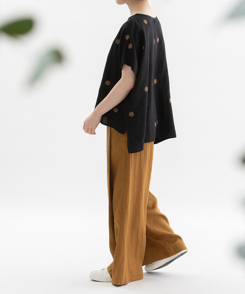 nop de nod(ノップドゥノッド)の「HEMPプリーツタックワイドパンツ(その他パンツ・レディース・キャメル/ブラック/ネイビー・M)」の20枚目の写真