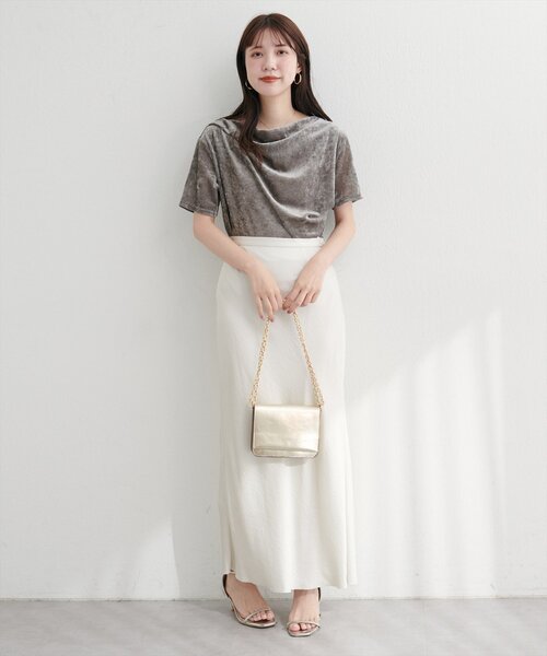 natural couture（ナチュラルクチュール）の「フロッキーメッシュドレープ半袖プルオーバー（Tシャツ/カットソー・レディース・ブラウン/グレイッシュベージュ/アイボリー/チャコールグレー/ブルー・FREE）」の13枚目の写真