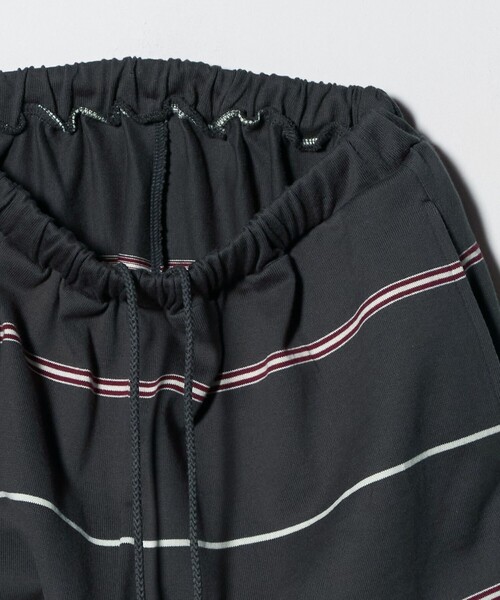 6(ロク)の「<6(ROKU)>コットン ワイド ボーダー イージーパンツ(その他パンツ・レディース・ダークグレー/オフホワイト・36/38)」の14枚目の写真