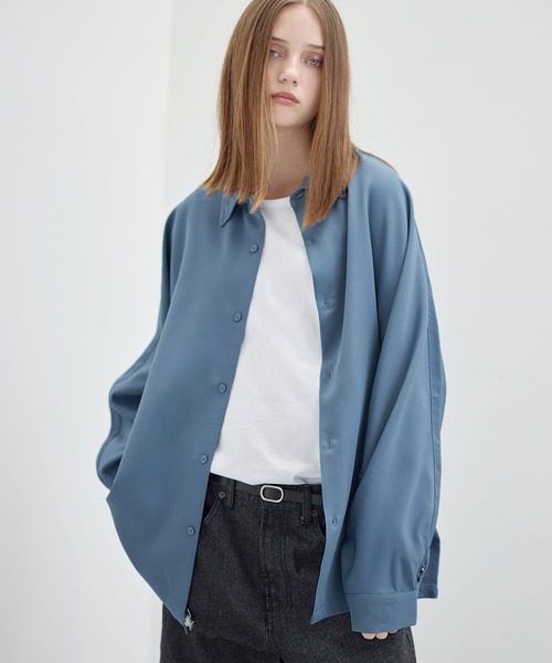 ASTRONOMY（アストロノミー）の「リッチドレープワイドシルエット短丈ドルマン長袖シャツ TPU/総柄ジャガード（シャツ/ブラウス・メンズ・ホワイト/ブルー系/チャコール/ブラック系/ブルーグレー/ブラック/ホワイト系/ワイン系/グレー系・XL/L/M/S）」の6枚目の写真