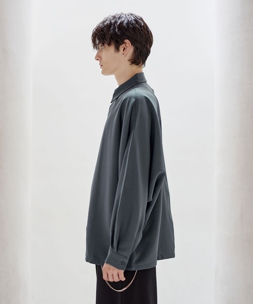 ASTRONOMY（アストロノミー）の「リッチドレープワイドシルエット短丈ドルマン長袖シャツ TPU/総柄ジャガード（シャツ/ブラウス・メンズ・ホワイト/ブルー系/チャコール/ブラック系/ブルーグレー/ブラック/ホワイト系/ワイン系/グレー系・XL/L/M/S）」の20枚目の写真