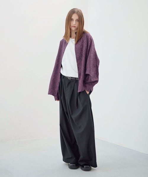 ASTRONOMY（アストロノミー）の「リッチドレープワイドシルエット短丈ドルマン長袖シャツ TPU/総柄ジャガード（シャツ/ブラウス・メンズ・ホワイト/ブルー系/チャコール/ブラック系/ブルーグレー/ブラック/ホワイト系/ワイン系/グレー系・XL/L/M/S）」の17枚目の写真