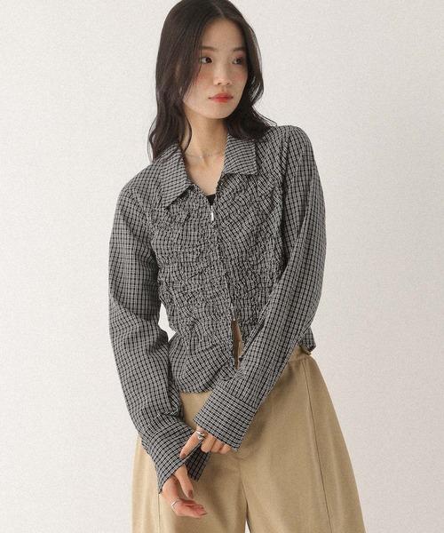 Heather（ヘザー）の「フロントシャーリングZIPシャツ　581600（シャツ/ブラウス・レディース・ブラック/オフホワイト/ブラック系その他・FREE）」の3枚目の写真