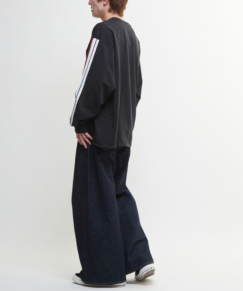 CONVERSE TOKYO（コンバーストウキョウ）の「SIDE LINE INLAY SWEAT（スウェット・レディース・ブルー/ピンク/スミクロ・SMALL/MEDIUM）」の16枚目の写真