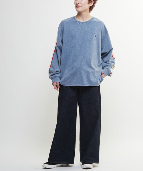 CONVERSE TOKYO（コンバーストウキョウ）の「SIDE LINE INLAY SWEAT（スウェット・レディース・ブルー/ピンク/スミクロ・SMALL/MEDIUM）」の9枚目の写真