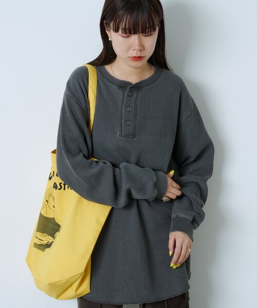 WHIMSIC（ウィムジック）の「【WHIMSIC】サーマル ヘンリーネックTシャツ（Tシャツ/カットソー・レディース・チャコールグレー/ホワイト・FREE）」の15枚目の写真
