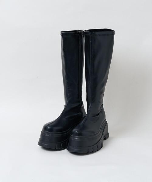 WEGO（ウィゴー）の「WEGO/厚底ボリュームロングブーツ（ブーツ・レディース・ブラック/ブラック系その他・LARGE/MEDIUM/SMALL）」の3枚目の写真