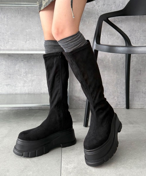 WEGO（ウィゴー）の「WEGO/厚底ボリュームロングブーツ（ブーツ・レディース・ブラック/ブラック系その他・LARGE/MEDIUM/SMALL）」の21枚目の写真