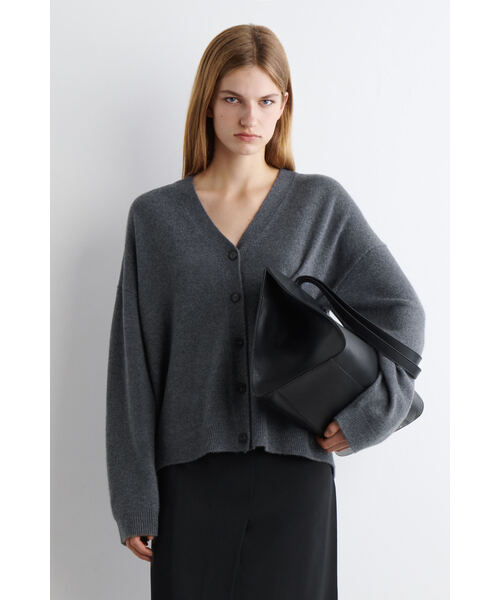 カシミヤVネックカーディガン（カーディガン/ボレロ）｜COS（コス）の