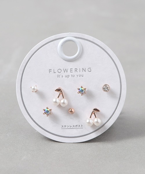 Flowering（フラワーリング）の「ガーリー/リボン/ハート/星座/セットピアス（ピアス（両耳用）・レディース・ゴールド/ピンク/ブラック系1/レッド/ゴールド系2/シルバー系2/ゴールド系1/シルバー/ブラック/ピンクゴールド/シャンパン/シルバー系1・FREE）」の10枚目の写真