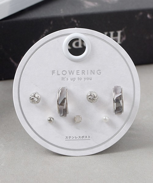 Flowering（フラワーリング）の「ガーリー/リボン/ハート/星座/セットピアス（ピアス（両耳用）・レディース・ゴールド/ピンク/ブラック系1/レッド/ゴールド系2/シルバー系2/ゴールド系1/シルバー/ブラック/ピンクゴールド/シャンパン/シルバー系1・FREE）」の6枚目の写真