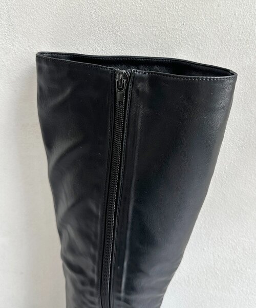 Thevon(ゼボン)の「ヒールロングブーツ(ブーツ・レディース・ブラック・L/M)」の6枚目の写真