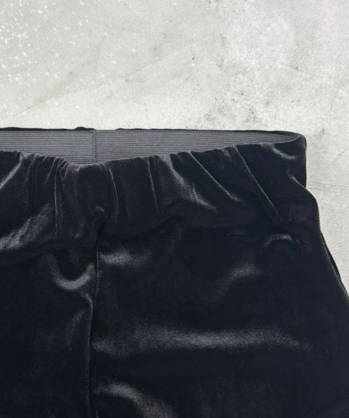 FUULLY STUDIO（フーリィーステューディオ）の「ベロアバイカーパンツ（その他パンツ・レディース・ブラック・FREE）」の18枚目の写真