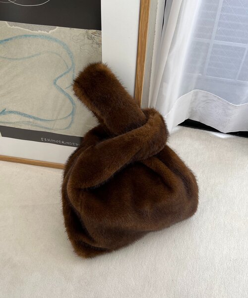 CAPRICIEUX LE'MAGE(カプリシューレマージュ)の「ファーマルシェバッグ(ハンドバッグ・レディース・ブラウン/ダークブラウン・FREE)」の2枚目の写真