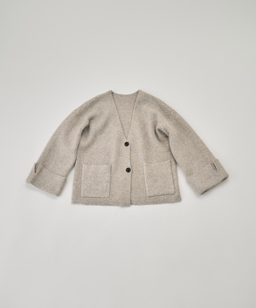 etoll.(エトル)の「ヤクタッチワイドスリーブニットカーディガン(カーディガン/ボレロ・レディース・ベージュ/チャコール/ブラック・M)」の15枚目の写真