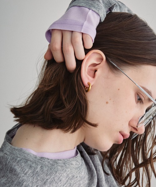 Auntie Rosa Holiday（アンティローザホリデー）の「シンプルフープドロップピアス（ピアス（両耳用）・レディース・ゴールド/シルバー・FREE）」の11枚目の写真