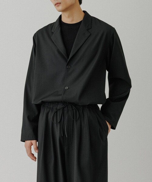 ADAM ET ROPE'（アダムエロペ）の「4WAY ストレッチ ツイル イージー ジャケット / セットアップ対応（テーラードジャケット・メンズ・ブラック/チャコールグレー/カーキ・L/M）」の8枚目の写真