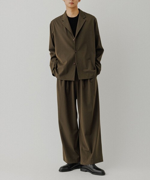 ADAM ET ROPE'（アダムエロペ）の「4WAY ストレッチ ツイル イージー ジャケット / セットアップ対応（テーラードジャケット・メンズ・ブラック/チャコールグレー/カーキ・L/M）」の20枚目の写真