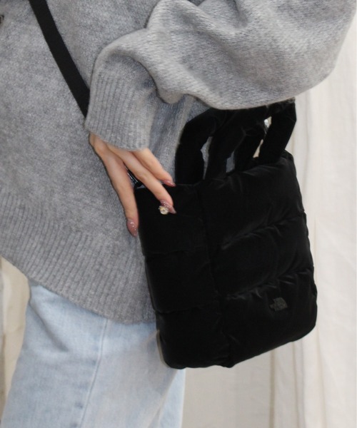 THE NORTH FACE(ザノースフェイス)の「【THE NORTH FACE/ザノースフェイス】トートバッグミニ(PLUMPY TOTE BAG MINI)(トートバッグ・レディース・ホワイト/ブラック/ブラック系その他/クリーム・ONE SIZE)」の10枚目の写真