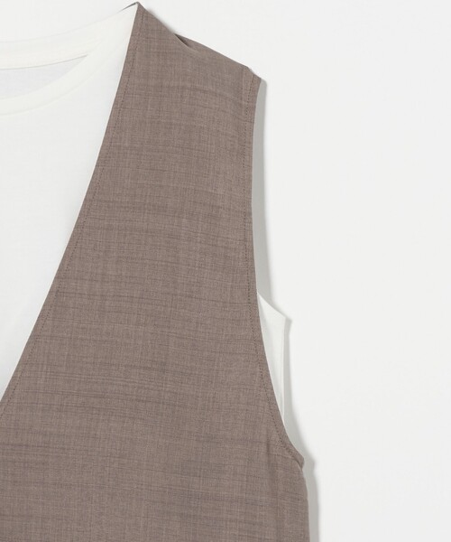 A DAY IN THE LIFE UNITED ARROWS(アデイインザライフユナイテッドアローズ)の「リネンライク Vネックベスト+ノースリーブ <A DAY IN THE LIFE>(シャツ/ブラウス・レディース・モカ/ダークグレー/ナチュラル・FREE)」の6枚目の写真