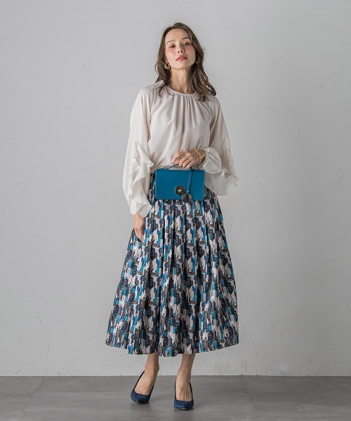 Viaggio Blu(ビアッジョブルー)の「ラッフルブラウス≪洗濯機で洗える≫(シャツ/ブラウス・レディース・オフホワイト/ブラック・M/S)」の15枚目の写真