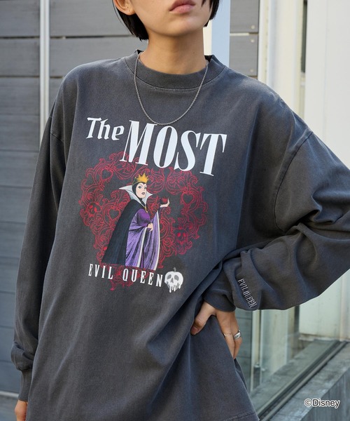 Disney(ディズニー)の「Disney Villains 別注 ピグメント加工ビッグシルエットプリント長袖Tシャツ(Tシャツ/カットソー・レディース・ホワイト系2/ホワイト系/ブラック系/ブラック系3/ブラック系2・L/M)」の5枚目の写真