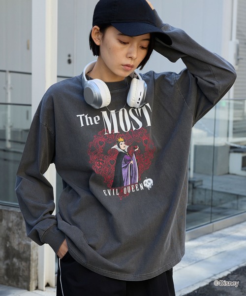 Disney(ディズニー)の「Disney Villains 別注 ピグメント加工ビッグシルエットプリント長袖Tシャツ(Tシャツ/カットソー・レディース・ホワイト系2/ホワイト系/ブラック系/ブラック系3/ブラック系2・L/M)」の15枚目の写真