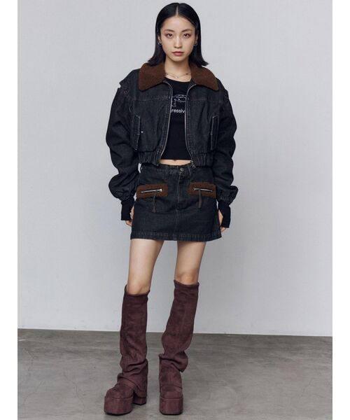 EMODA（エモダ）の「ロゴパッチクロップロンT（Tシャツ/カットソー・レディース・ブラウン/ピンク/グレー/ブラック/アイボリー・FREE）」の7枚目の写真