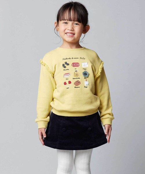 BeBe（ベベ）の「マシュマロウラケおでかけ肩フリンジトレーナー（スウェット・キッズ・イエロー/ブルー・130cm/120cm/100cm/110cm/140cm/150cm）」の4枚目の写真