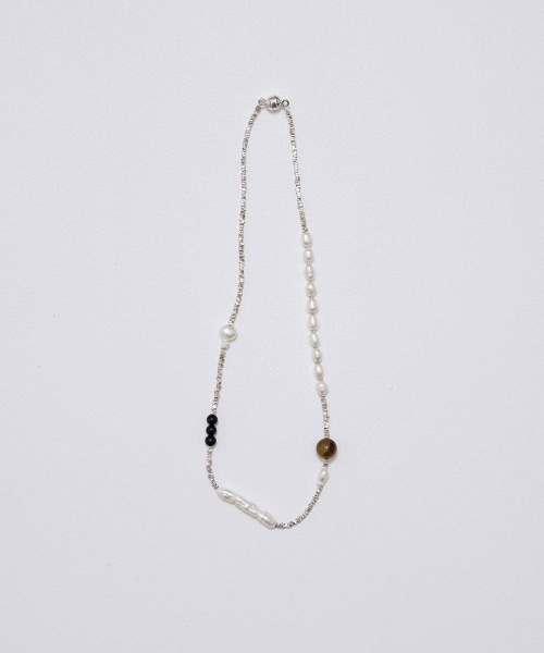 TODAYFUL（トゥデイフル）の「TODAYFUL　Asymmetry Pearl Choker アシンメトリーパールチョーカー/12610902（チョーカー・レディース・シルバー・ONE SIZE）」の3枚目の写真