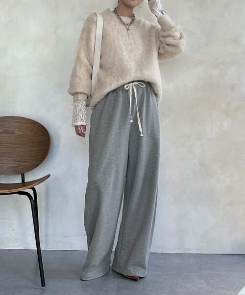 DouDou(ドゥドゥ)の「【WEB限定】ロングシャギープルオーバー(ニット/セーター・レディース・アイボリー/ベージュ/イエロー/チャコールグレー・FREE)」の9枚目の写真