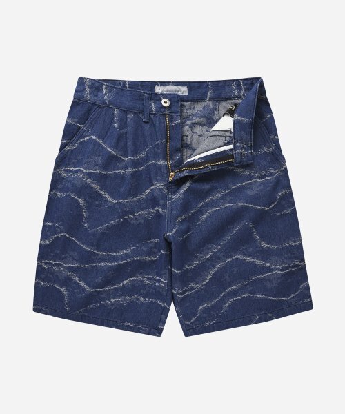 FRIZMWORKS(フリズムワークス)の「WAVE DENIM BERMUDA SHORTS _ INDIGO(その他パンツ・メンズ・その他・MEDIUM/LARGE)」の1枚目の写真