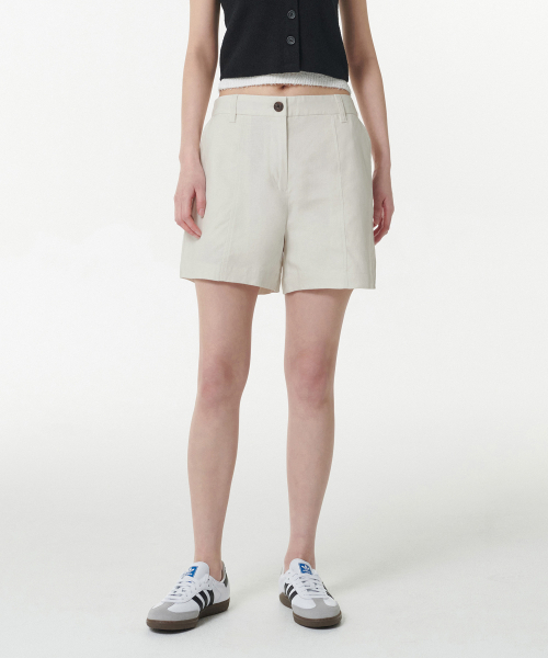 MUSINSA STANDARD WOMAN（ムシンサスタンダードウーマン）の「ウィメンズリネンブレンドショーツ[エクリュ]（その他パンツ・レディース・その他・34/32/30/31/24/26/27/28/29）」の2枚目の写真