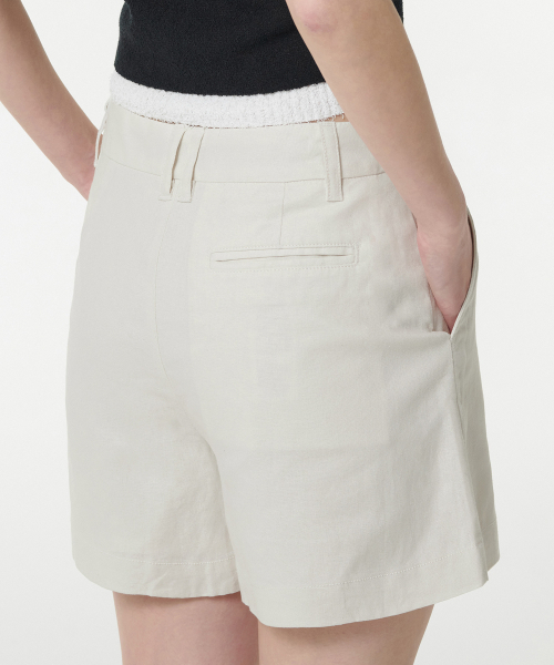 MUSINSA STANDARD WOMAN（ムシンサスタンダードウーマン）の「ウィメンズリネンブレンドショーツ[エクリュ]（その他パンツ・レディース・その他・34/32/30/31/24/26/27/28/29）」の5枚目の写真