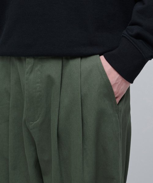 MUSINSA STANDARD（ムシンサスタンダード）の「コットンワイドバルーンパンツ [セージグリーン]（その他パンツ・メンズ・その他・40/38/36/34/32/29/30/31/33/26/27/28）」の7枚目の写真