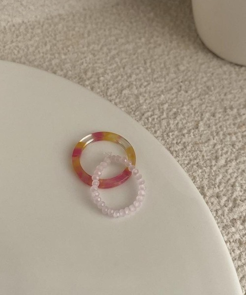 yu-ka（ユーカ）の「YU-KA:レジン＆ビーズリング 2セット resin& beads ring 2set（リング・レディース・グリーン/ピンク/ブルー・FREE）」の3枚目の写真