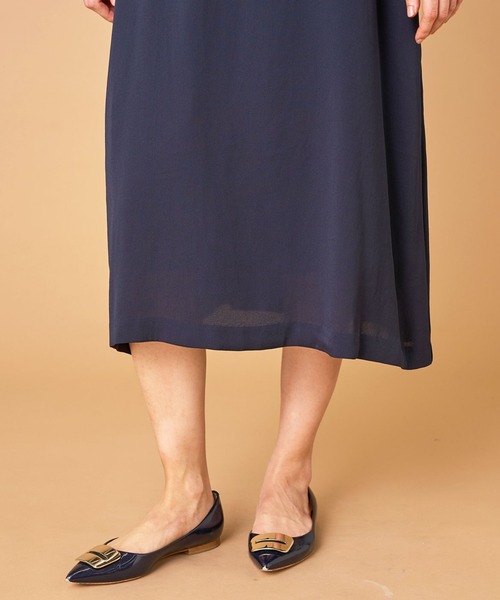 INED（イネド）の「バックサテンジョーゼット ボウタイワンピース（ワンピース・レディース・ネイビー・11号/9号/7号）」の13枚目の写真