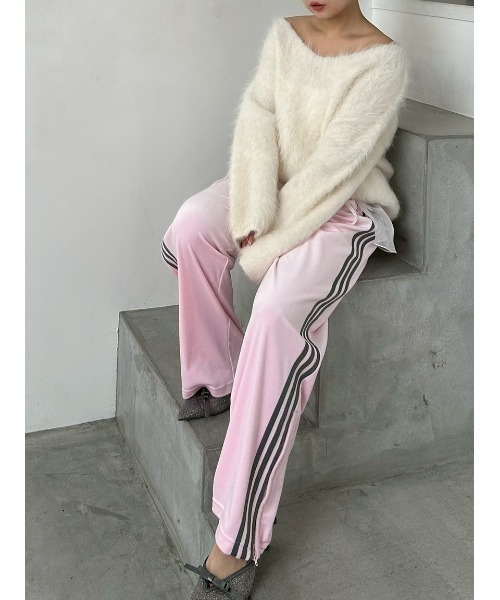 SNIDEL（スナイデル）の「【HIGH QUALITY】スリアルパカVネックプルオーバー（ニット/セーター・レディース・ピンク/ライラック/オフホワイト・F）」の5枚目の写真