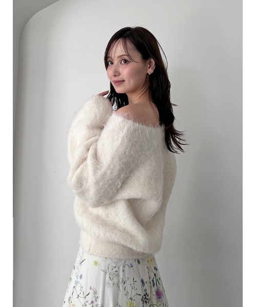 SNIDEL（スナイデル）の「【HIGH QUALITY】スリアルパカVネックプルオーバー（ニット/セーター・レディース・ピンク/ライラック/オフホワイト・F）」の9枚目の写真