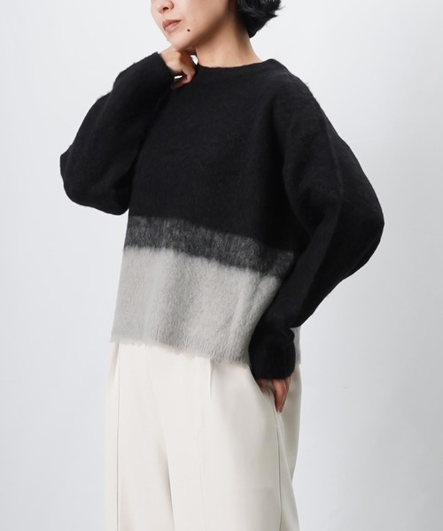 LUCA/LADY LUCK LUCA（ルカ/レディラックルカ）の「LC/LLL ツートンシャギーニットプルオーバー（ニット/セーター・レディース・ブルー/ブラック・FREE）」の2枚目の写真