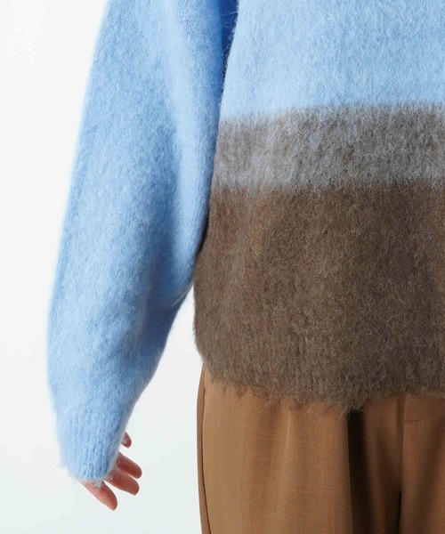 LUCA/LADY LUCK LUCA（ルカ/レディラックルカ）の「LC/LLL ツートンシャギーニットプルオーバー（ニット/セーター・レディース・ブルー/ブラック・FREE）」の19枚目の写真