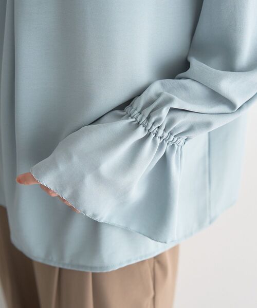 YECCA VECCA（イェッカヴェッカ）の「タックデザインブラウス（シャツ/ブラウス・レディース・ラベンダー/ネイビー/ミント/ライトグレー・FREE）」の13枚目の写真