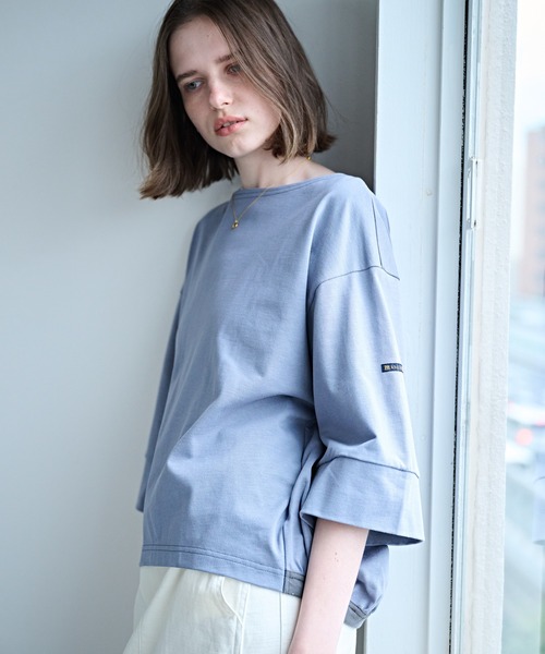 kha:ki（カーキ）の「「KHA:KI / カーキ」バックヘムライン バスクシャツ（Tシャツ/カットソー・レディース・アイボリー/ブラック/ホワイト系8/ブルー系/ホワイト系その他/ブラック×ホワイト・1）」の10枚目の写真