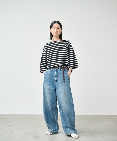 kha:ki（カーキ）の「「KHA:KI / カーキ」バックヘムライン バスクシャツ（Tシャツ/カットソー・レディース・アイボリー/ブラック/ホワイト系8/ブルー系/ホワイト系その他/ブラック×ホワイト・1）」の12枚目の写真