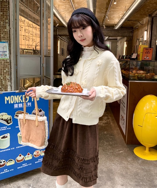 LAC-VERT(ラック・ヴェール)の「コーデュロイミディ丈フリルテープスカート(スカート・レディース・ベージュ/ブラウン・FREE)」の9枚目の写真