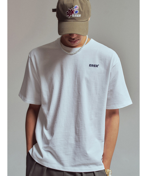 ERER（エルエル）の「[UN] ベーシックロゴTシャツ ホワイト（Tシャツ/カットソー・レディース・ホワイト・2/3/1）」の3枚目の写真