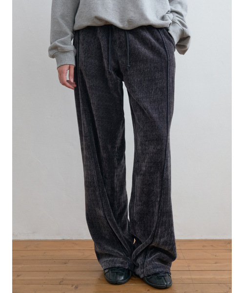 Kijun(キジュン)の「Line Velour Pants Charcoal(スウェットパンツ・レディース・その他・MEDIUM)」の1枚目の写真
